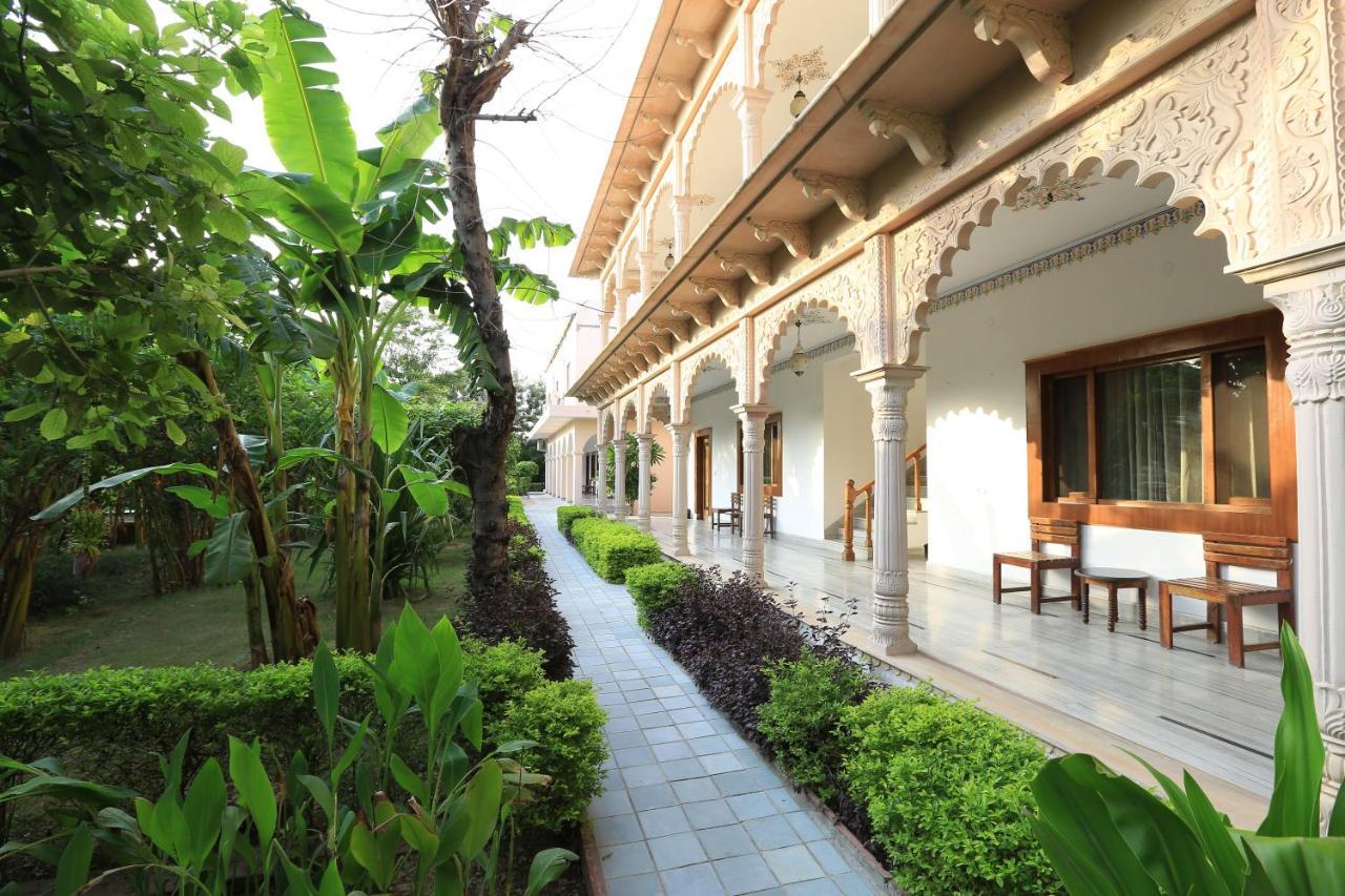 Hotel Sunbird Bharatpur Eksteriør bilde