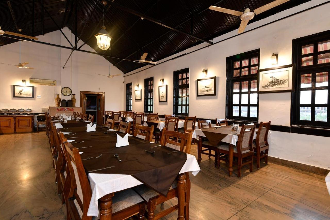 Hotel Sunbird Bharatpur Eksteriør bilde