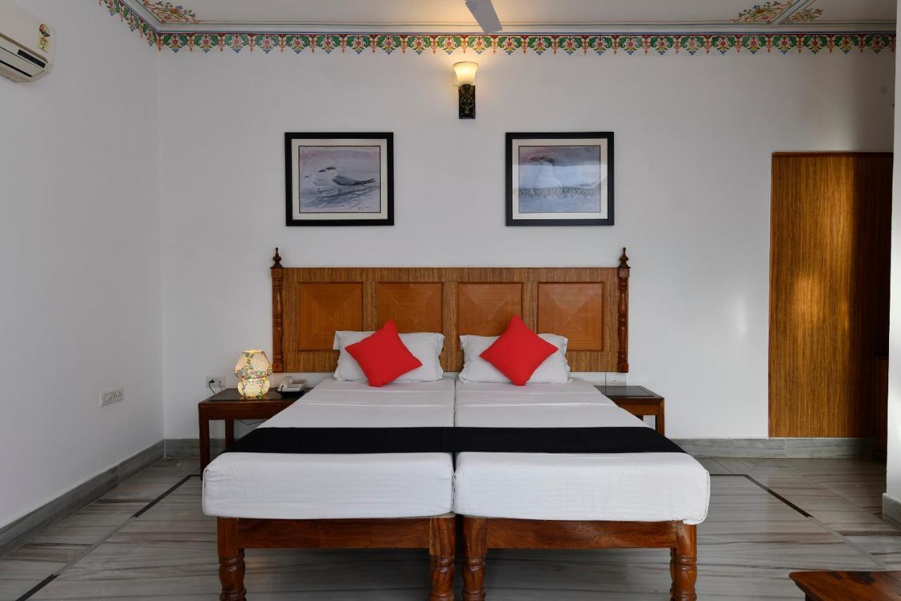 Hotel Sunbird Bharatpur Eksteriør bilde