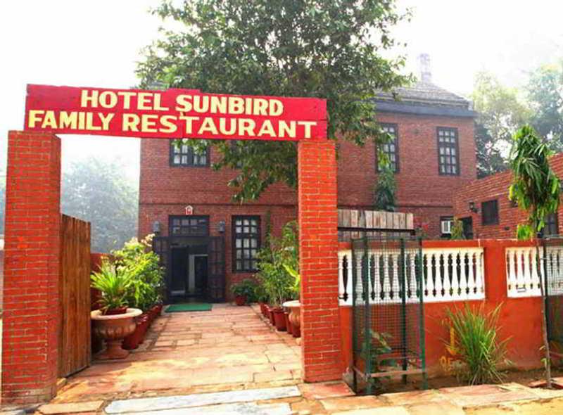 Hotel Sunbird Bharatpur Eksteriør bilde