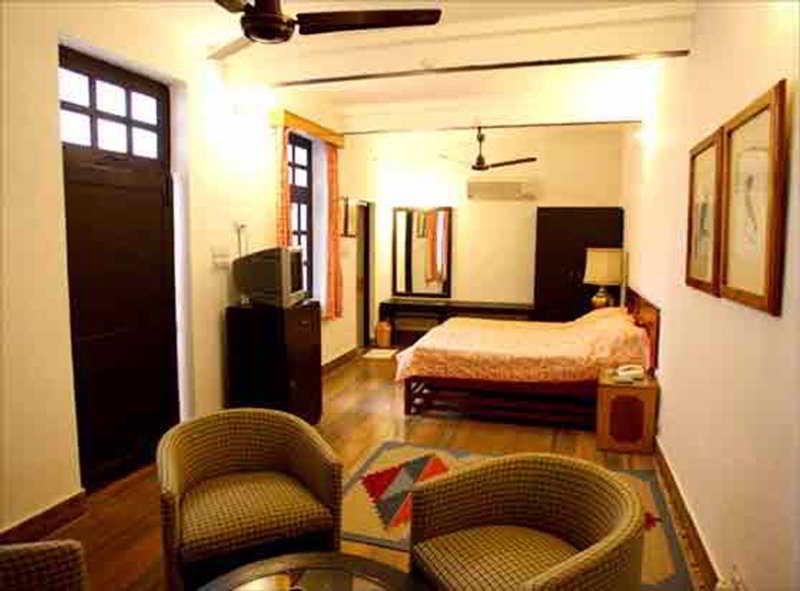 Hotel Sunbird Bharatpur Eksteriør bilde